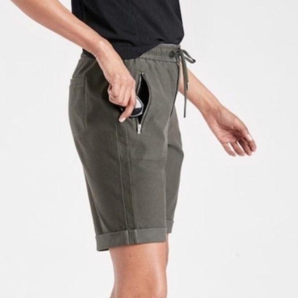 ATHLETA Green Farallon Bermuda Shorts - sz 16 - Picture 5 of 8